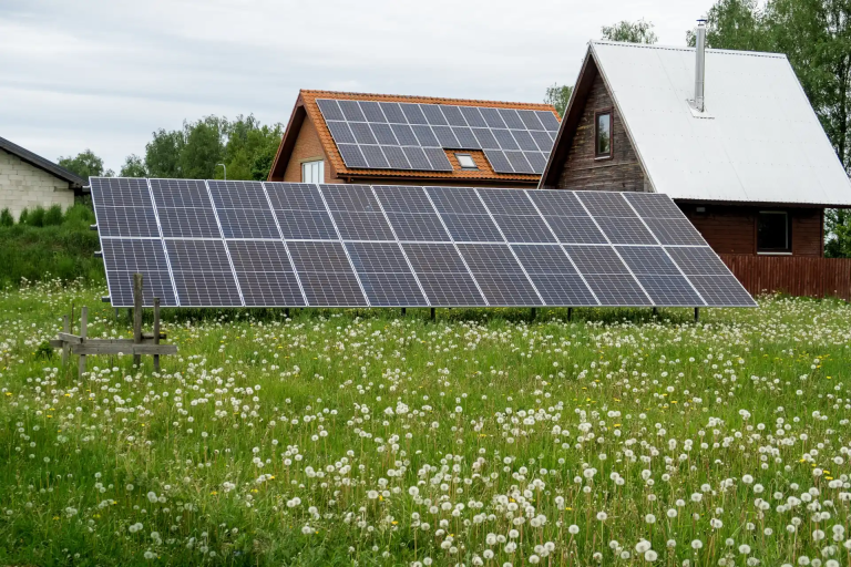 Community Solar Projects: Leveraging Lithium Battery Storage